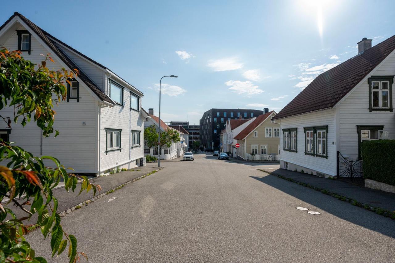 Practical Basement Apt With All Home Comforts Close To City Centre Stavanger Zewnętrze zdjęcie